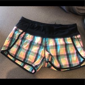 Lulu Plaid Speed shorts RARE